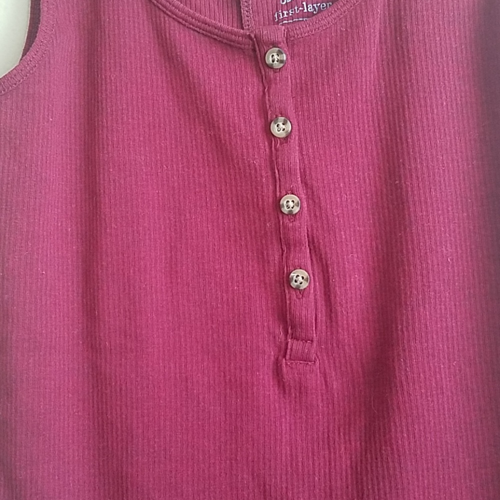 First-Layer Maroon Rib Knit Tank - Picture 4 of 4